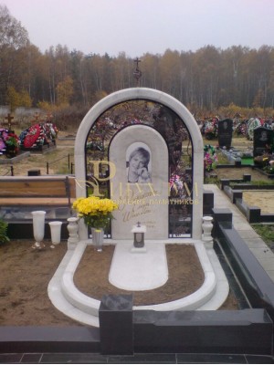Памятник из белого мрамора № 10 — ritualum.ru